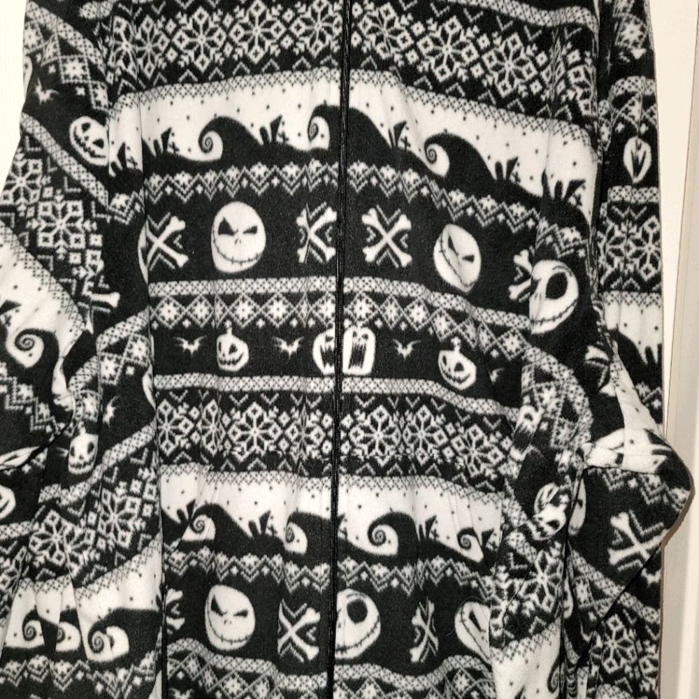 EUC Torrid Nightmare Before Xmas Onesie- Size 3/4